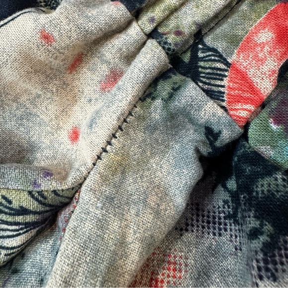 Boutique Abstract Patterned Pants - Picture 11 of 15